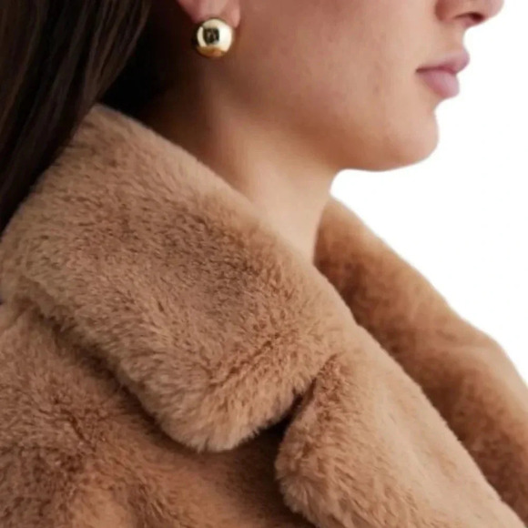 Express Faux Fur Coat Unisex Size Small in the Color Pecan Super Soft & Cozy - Picture 9 of 12